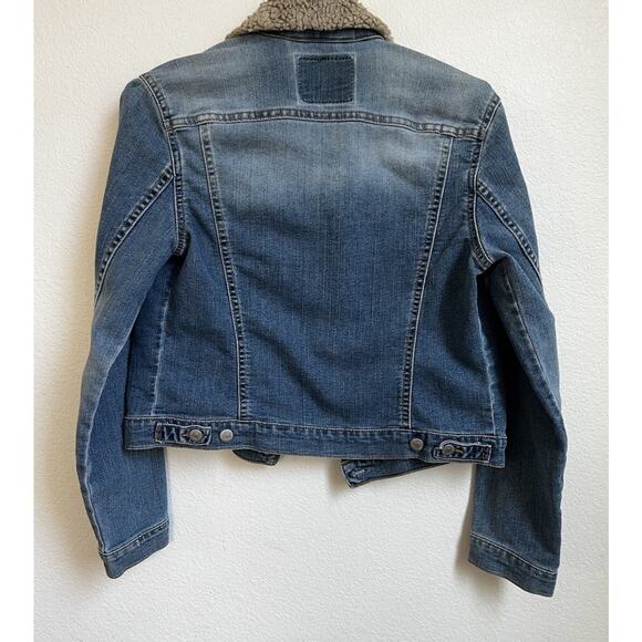 Vintage Levi’s Women’s Blue Jean Denim Faux Fur Collar Jacket M - Picture 2 of 9